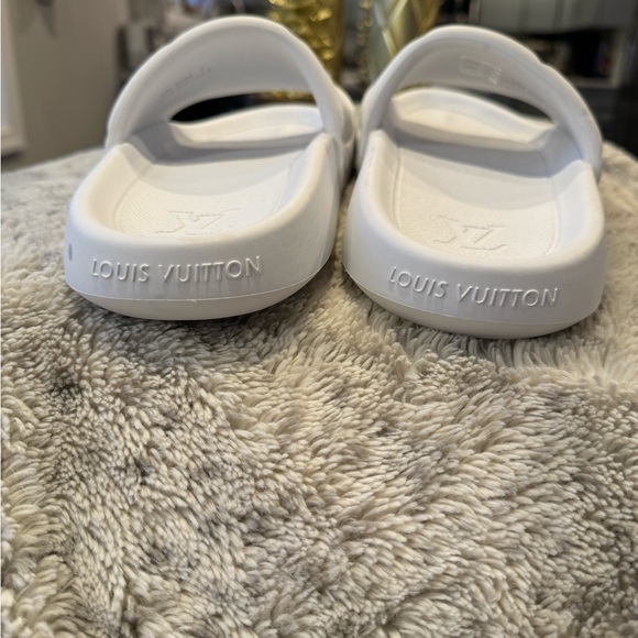 MENS SIZE 7 authentic  100% genuine Louis Vuitton waterfront slides - Picture 7 of 10